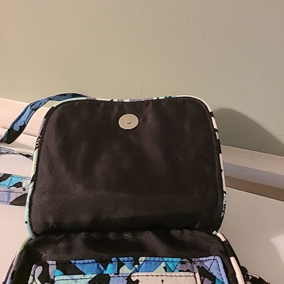 Vera Bradley Bag - Picture 7 of 9